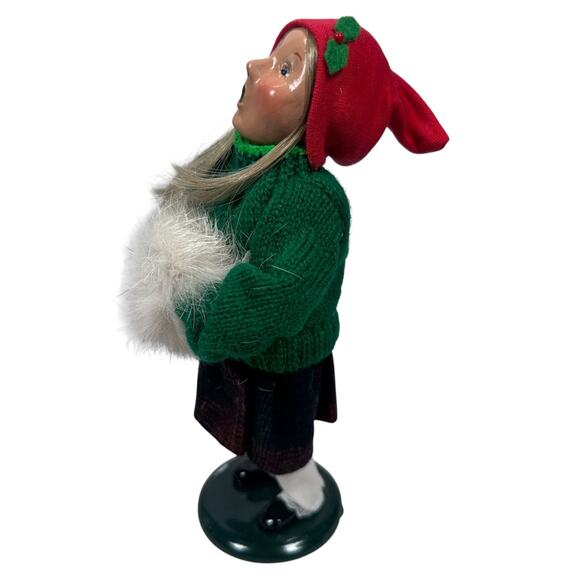 Vintage Byers Choice Carolers Woman White Fur Muff Figurine Limited 100 Signed - Picture 3 of 8